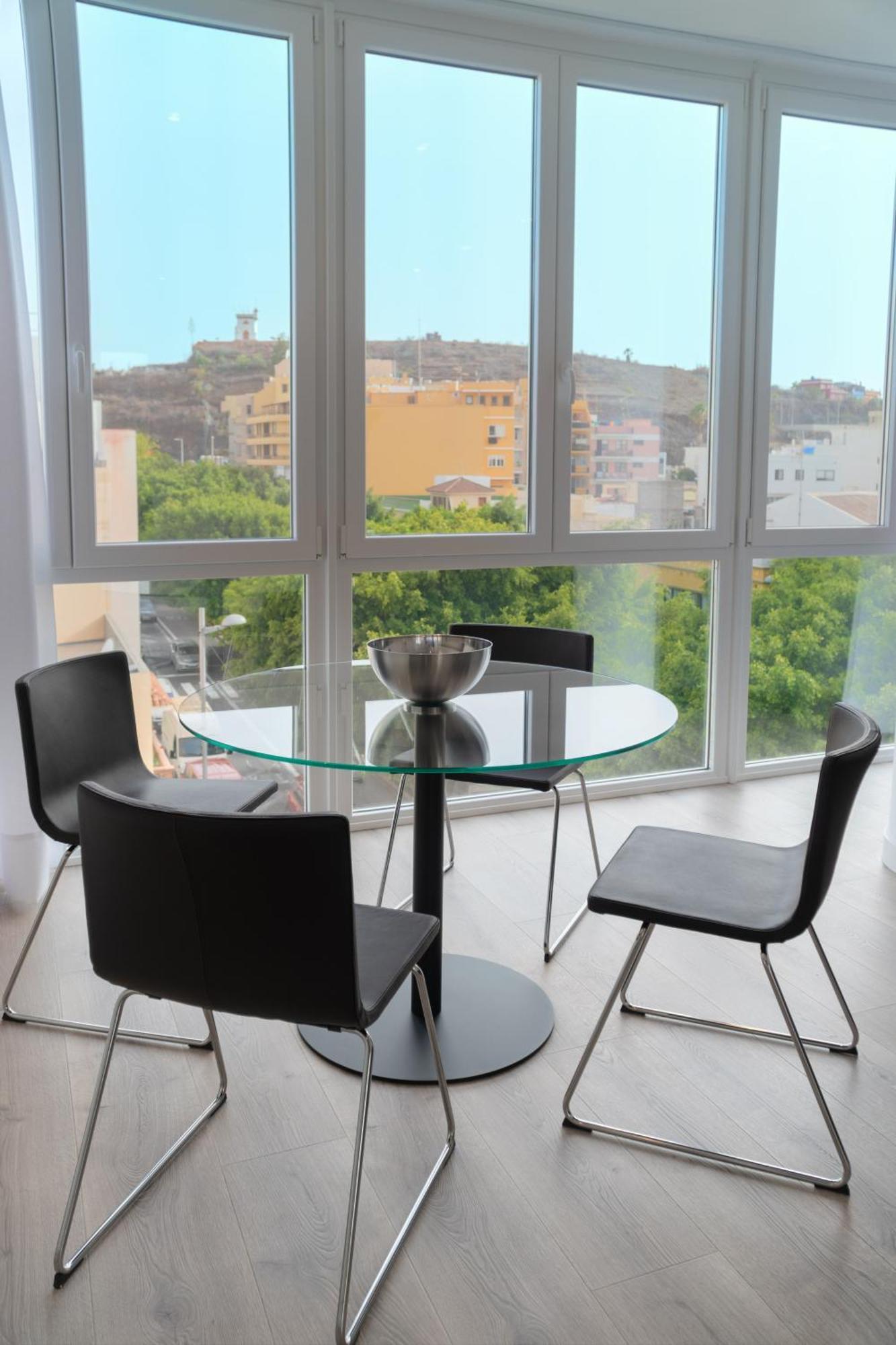 Lauser City Suites Los Llanos De Aridane Zimmer foto
